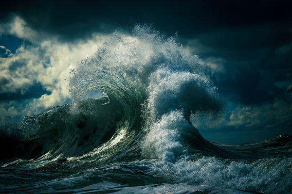 Colorblind Photographer Spends 10 Years To Capture The Majestic Power ...